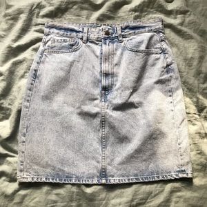 H&M Light Wash Denim Skirt Size 8